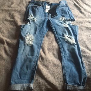 Boyfriend ripped jeans from fashionnova. Brand new